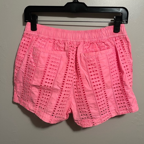 Vineyard Vines Sea Spray Eyelet Pull-On Shorts - Picture 10 of 12